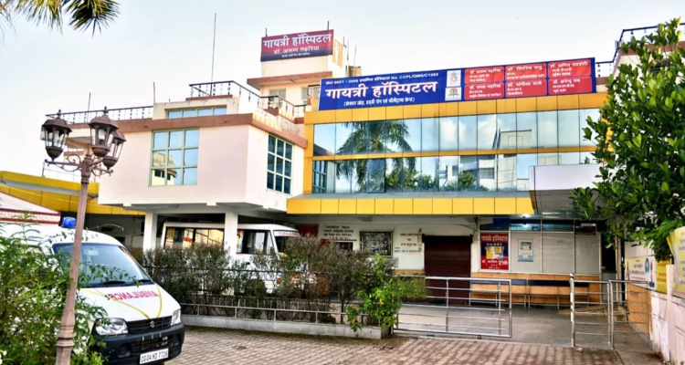 ssGayatri Hospital