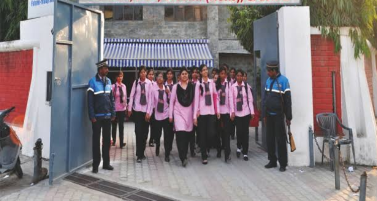 ssModern Girls' College of Professional Studies, Lucknow, Uttar Pradesh