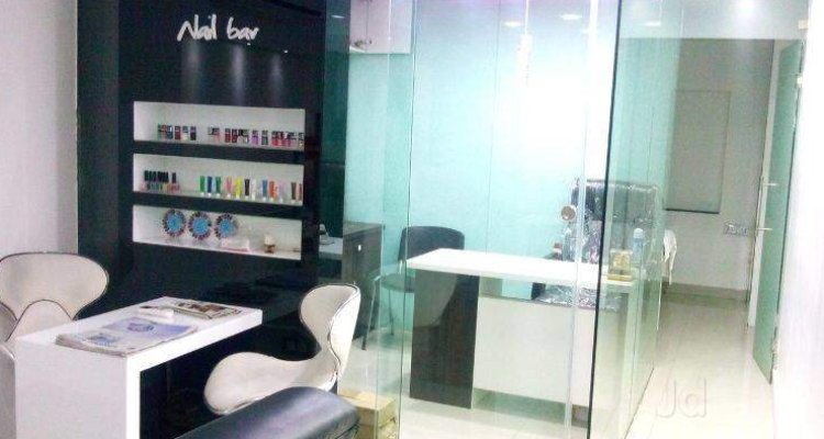 Naturals Family Salon & Spa