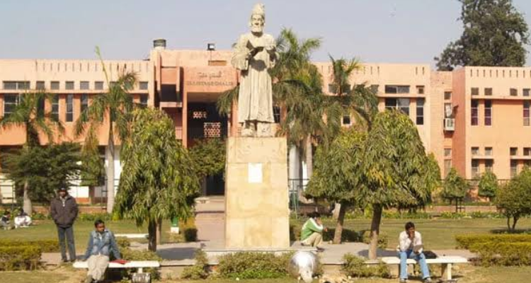 ssJamia Millia Islamia