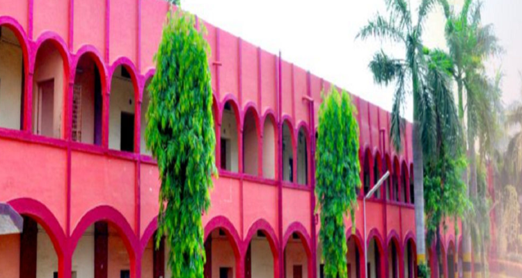 ssST. THOMAS COLLEGE