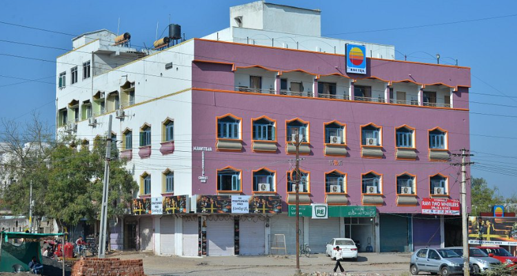 Hotel Ravi Teja