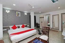 OYO Flagship 23530 Smriti Star Hotel, Banquet Hall - Madhya Pradesh