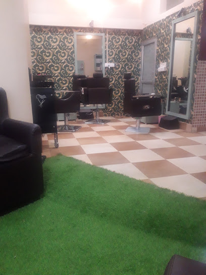 PM Salon - ALwar