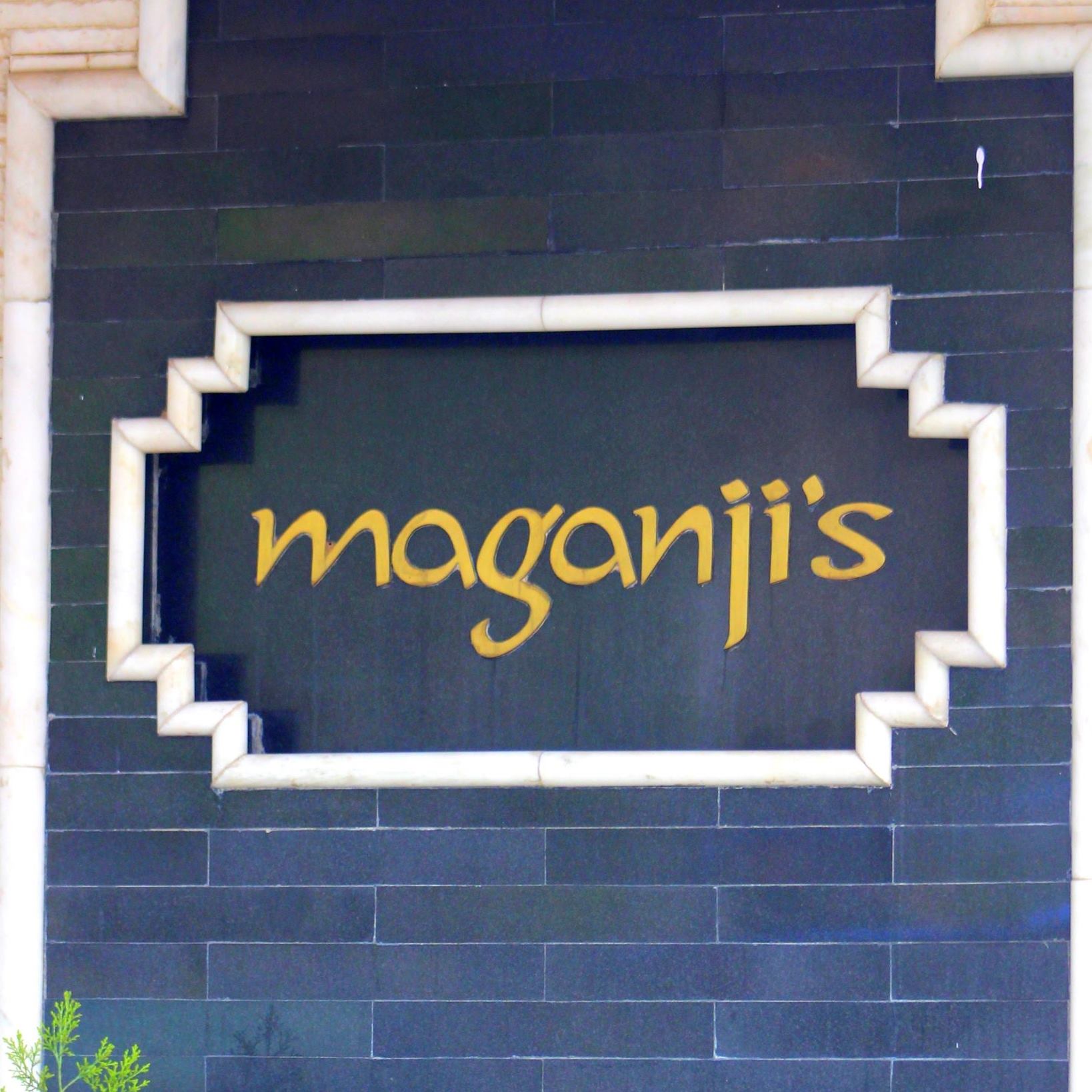 Hotel Maganji's