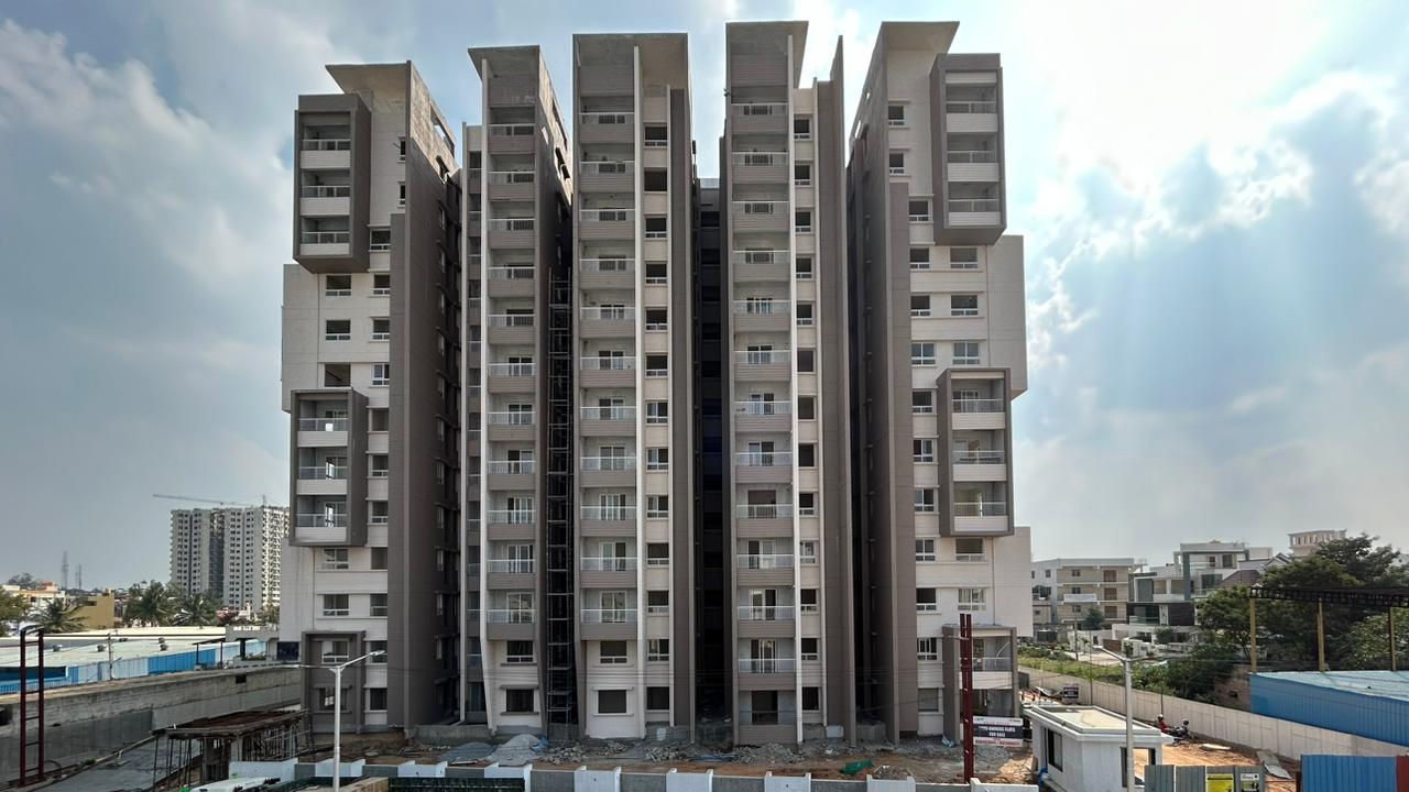 1514 Sq.Ft Flat with 3BHK For  Sale in Hormavu